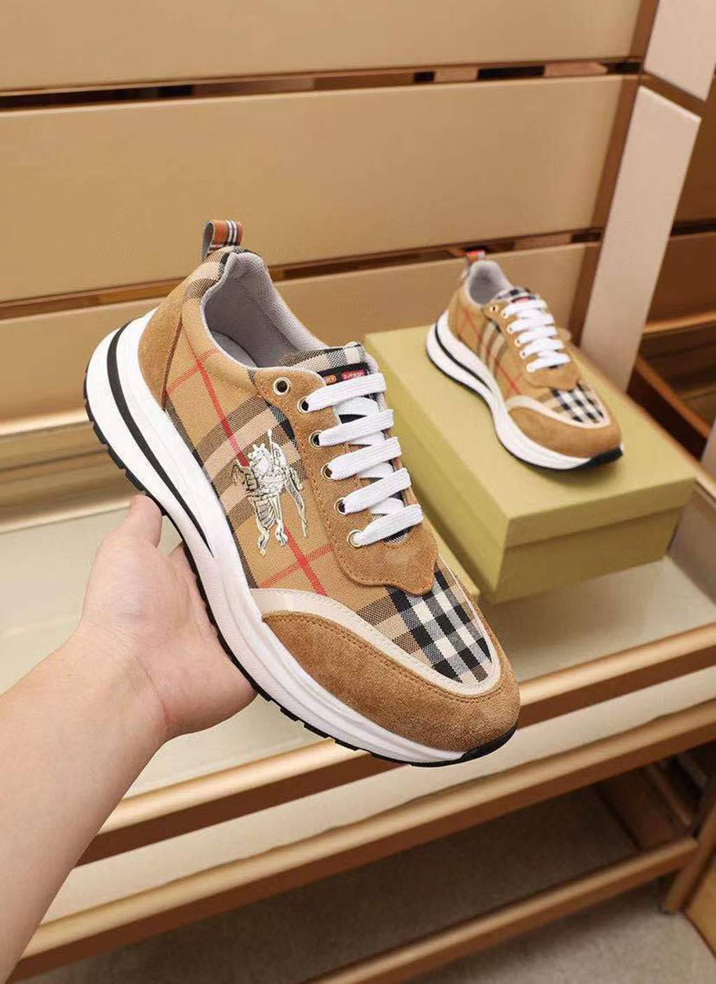 B*URBERRY SHOES